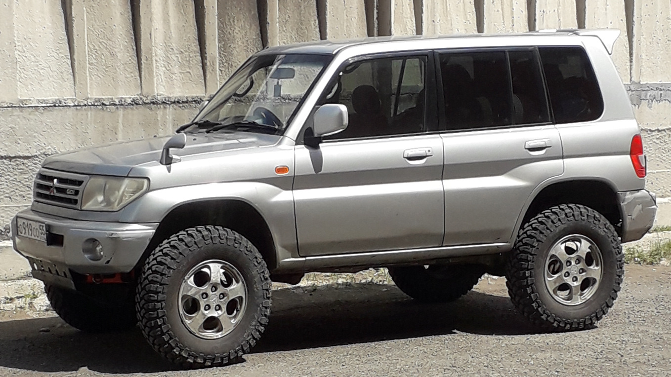 Mitsubishi Pajero iO 1.8 бензиновый 1999 | на DRIVE2