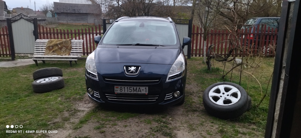 Фото в бортжурнале Peugeot 5008 (1G)