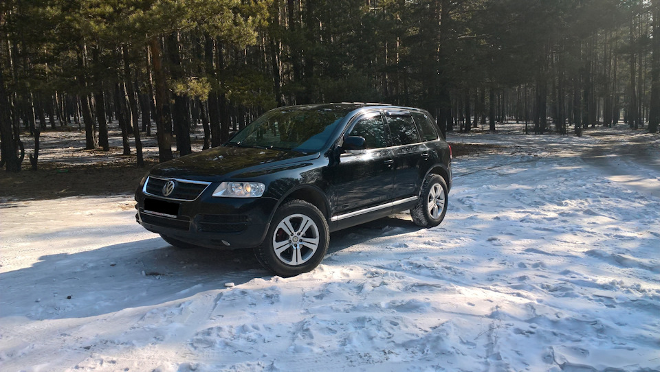 еще один ракурс — Volkswagen Touareg (1G)