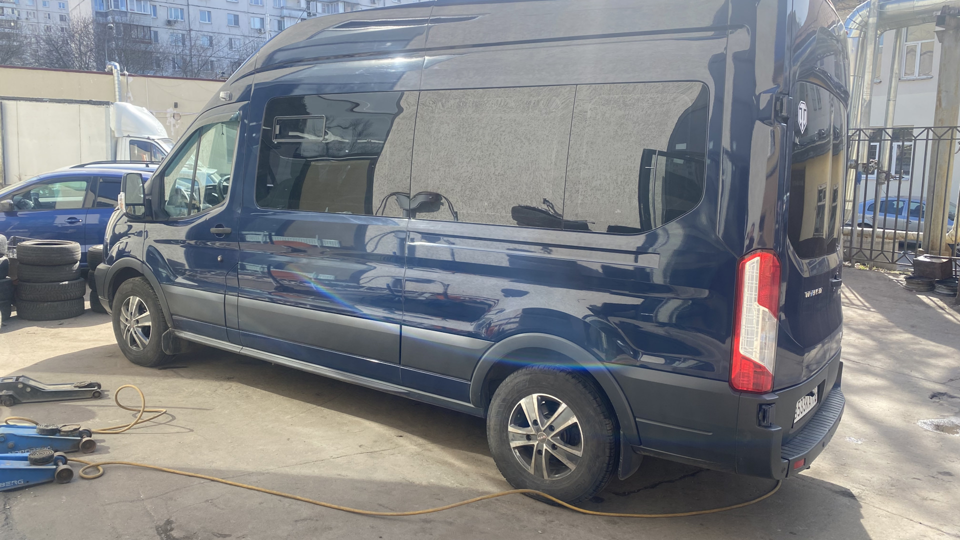 Ford Transit с панорамным люком