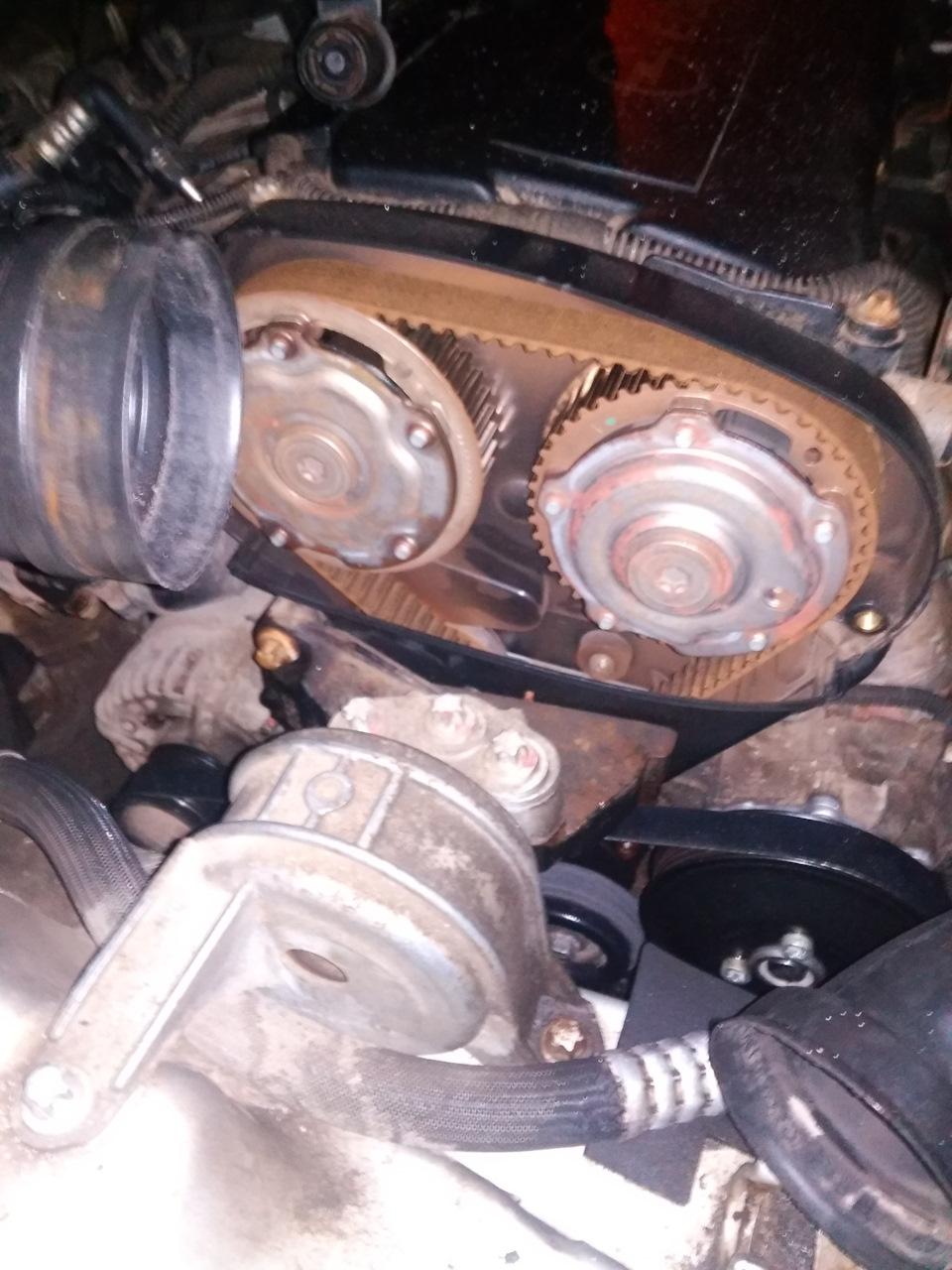 Сухо и трещин нет — Opel Astra H