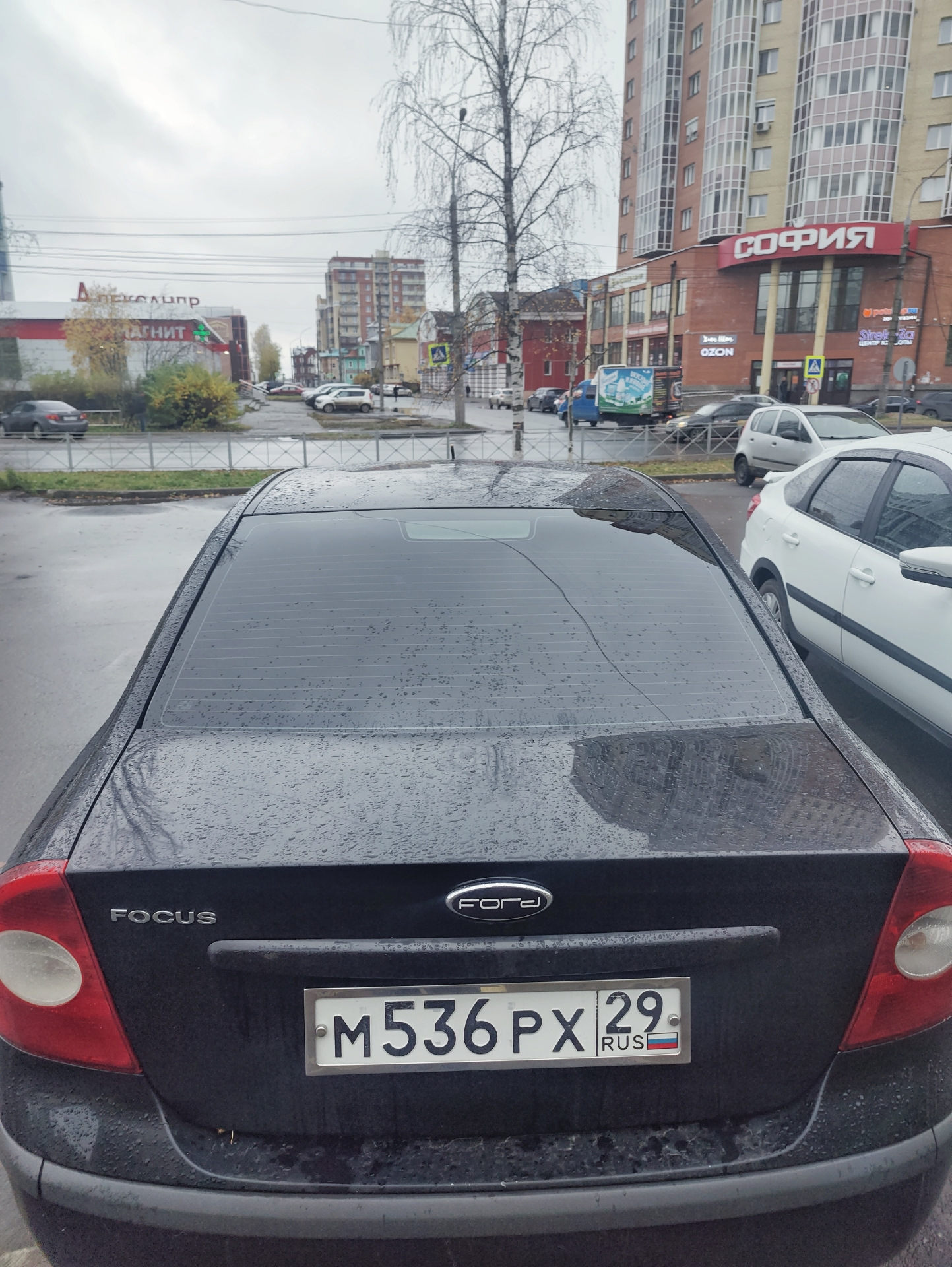 Дождь — Ford Focus II Sedan, 1,6 л, 2007 года | фотография | DRIVE2