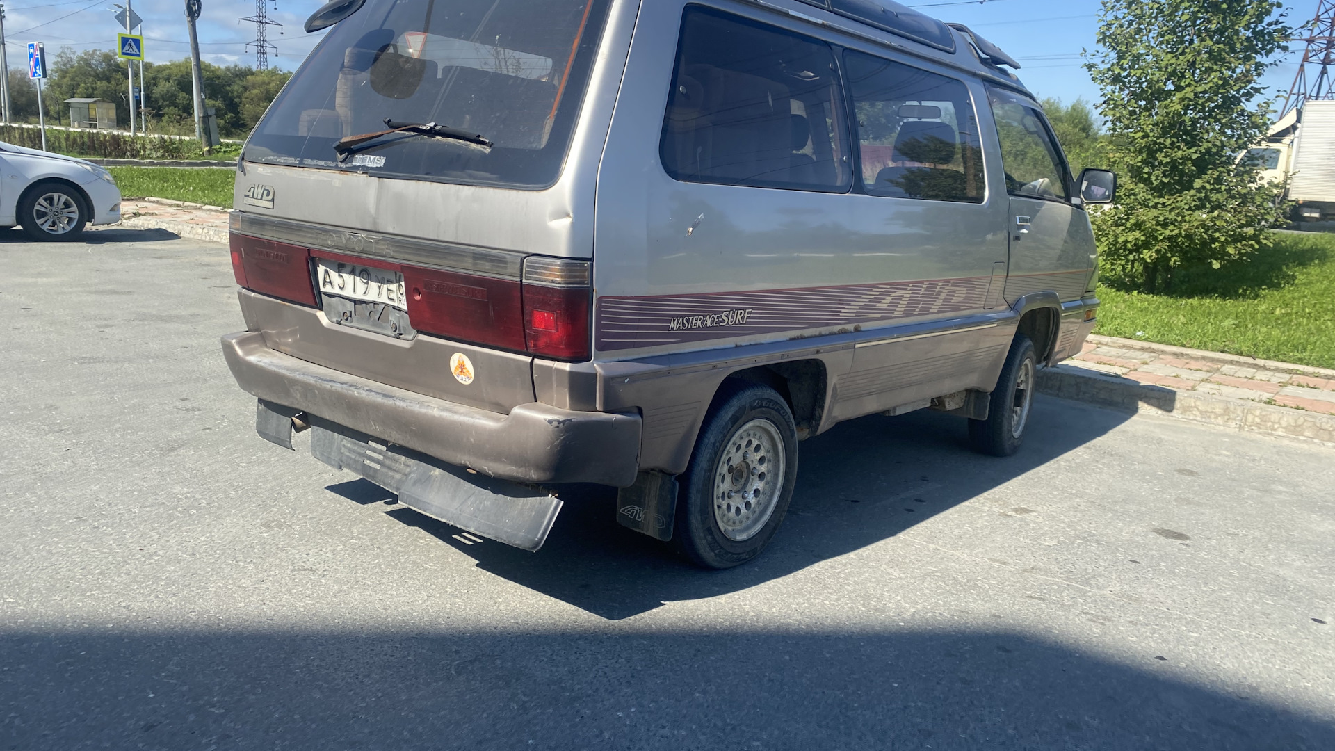 Toyota Master Ace Surf 2.0 дизельный 1990 | 古いけど役に立たないわけではない на DRIVE2