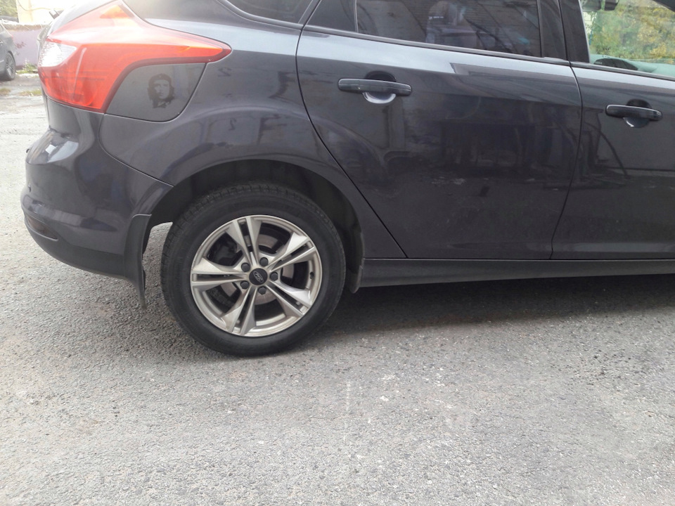 Сначала получился вот такой вот Рестайл Стайл ))) — Ford Focus Hatchback III