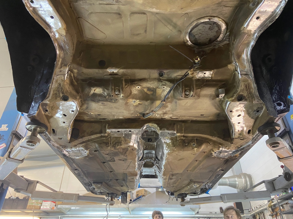 Фото в бортжурнале Audi 80 (B4)