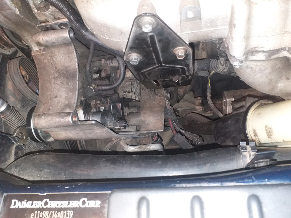 Плавают обороты по мотору на ХХ 2.8 дизель — Chrysler Voyager (4G), 2,8 ...