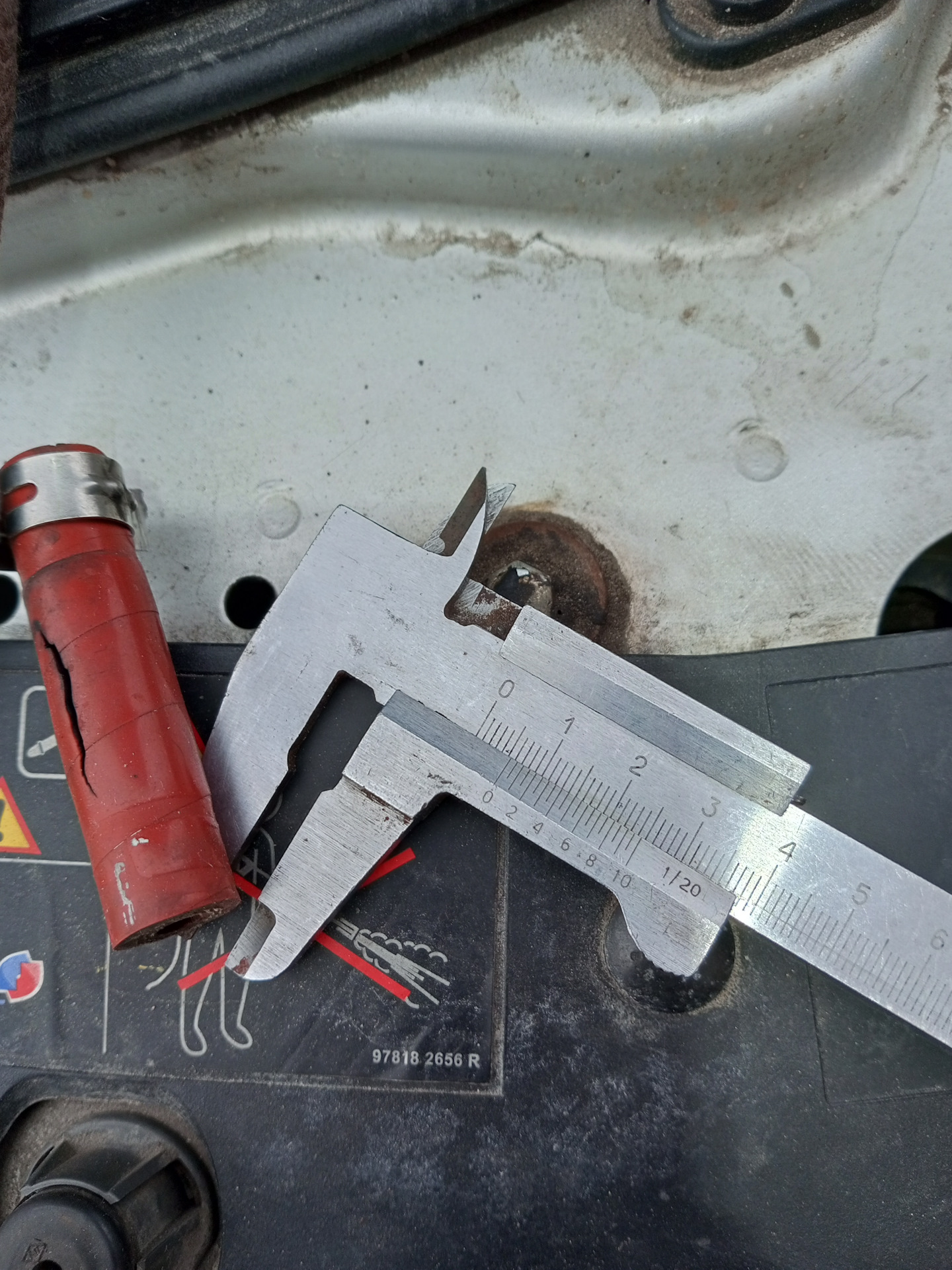 Красный шланг лопнул (К9К на датчик давления выхлопных газов) — Renault ...