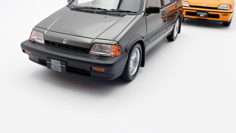 MARK43 1/43 Honda CIVIC SHUTTLE 4WD M AR 1984 Gray Model Car