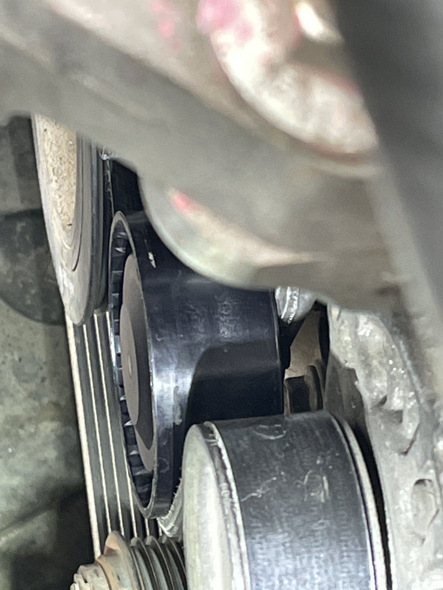 Замена ролика, ремня и натяжителя — Mazda CX-5 (1G), 2 л, 2014 года ...