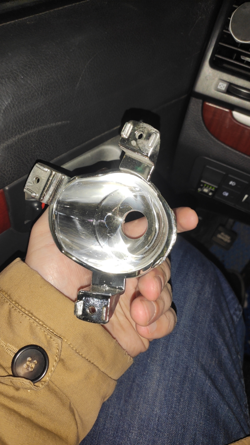 Отражатель фары — Hyundai Santa Fe (2G), 2,7 л, 2006 года | запчасти ...