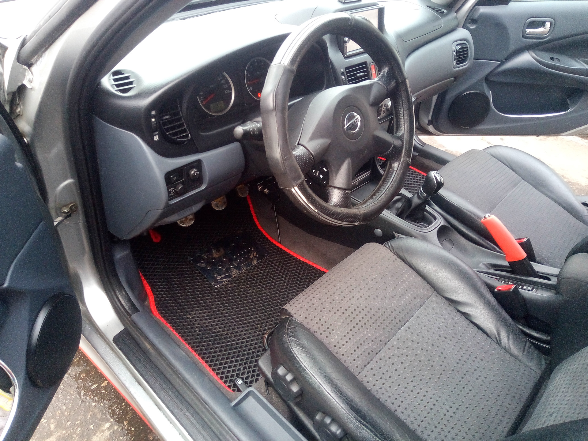 Коврики ЕВА в салон. - Nissan Almera II (N16), 1,8 л, 2006 года аксессуары DRIVE