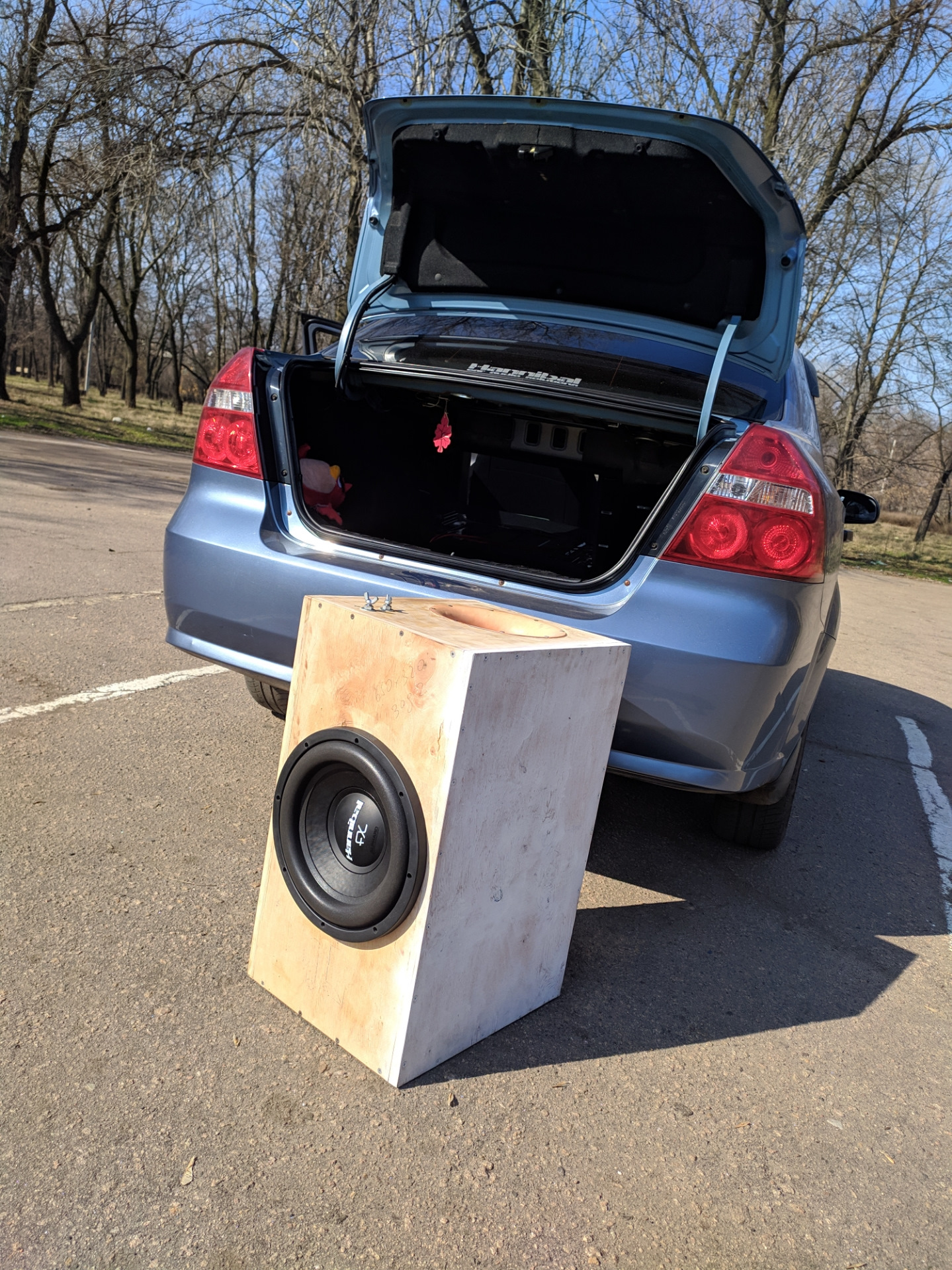 Моноблок для саба — Chevrolet Aveo Sedan (1G), 1,8 л, 2007 года ...