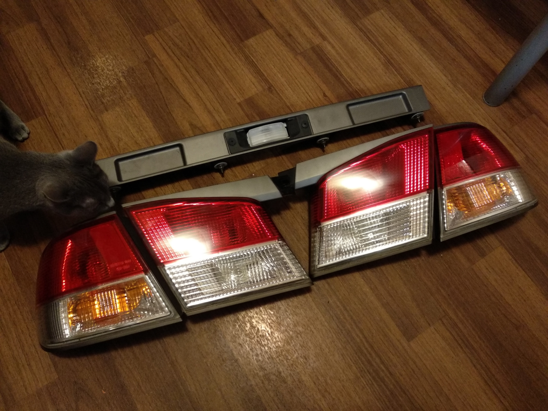 Задние фонари ниссан примера р11. Фонари Nissan r50. Nissan primera p11-144 ПТФ. Задние фонари от Ниссан примера п11 с ресницами. Фары примера п 11.