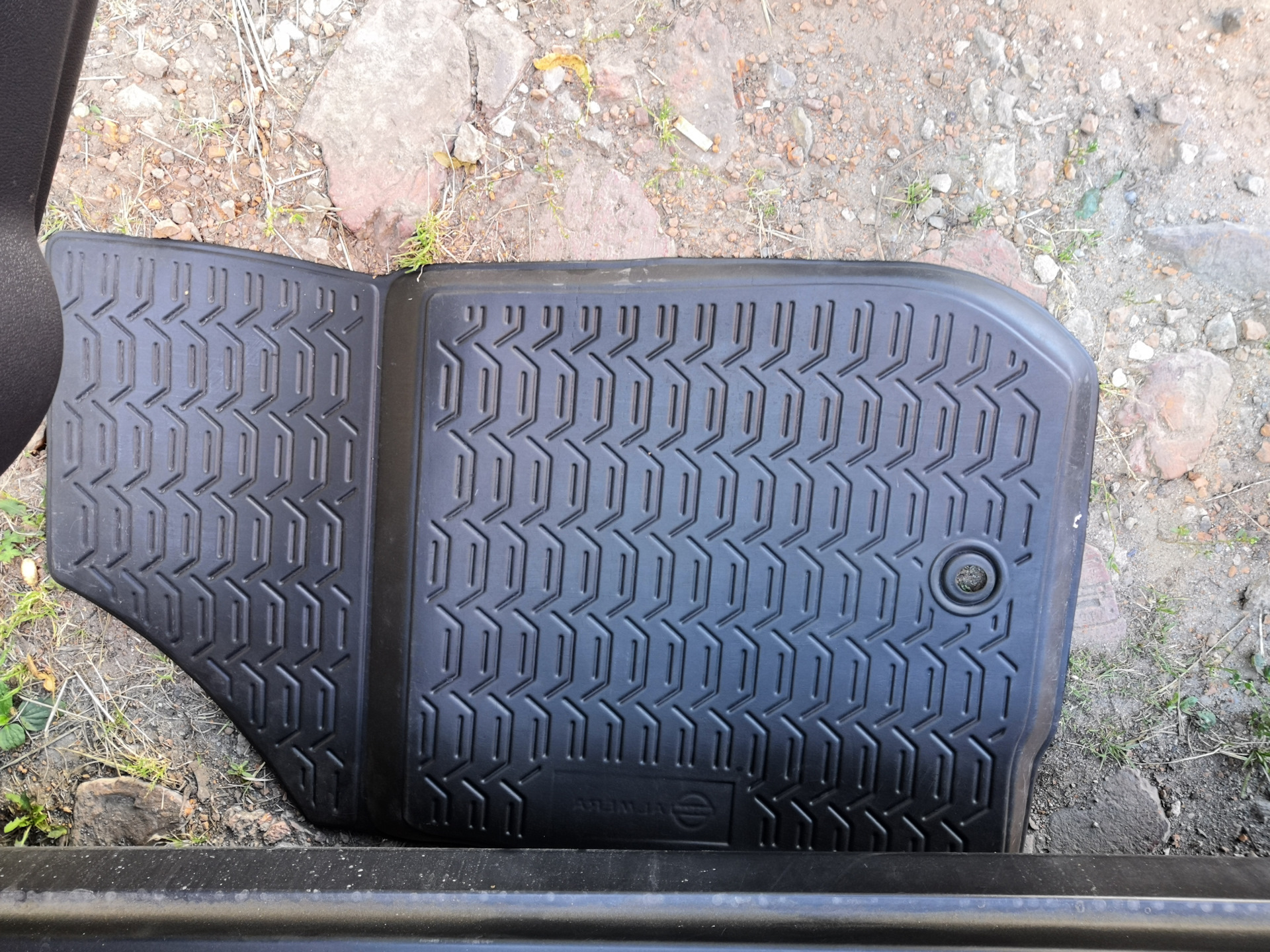 Установка салонного фильтра Альмера G15 Как почистить испаритель ...