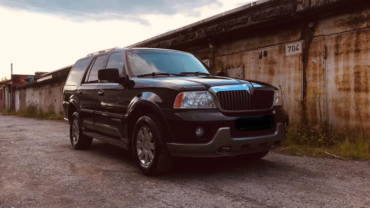 Машина 2003 Lincoln Navigator