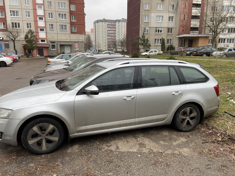 Заменил рейлинги (дуги) черные на хромированные — Skoda Octavia Mk3, 1 ...