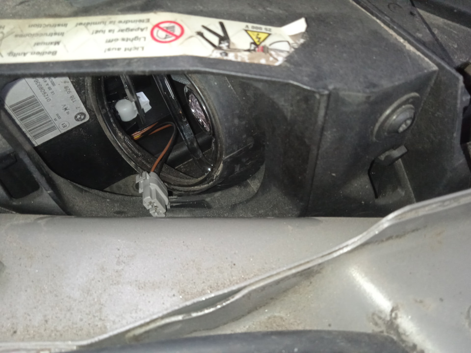 BMW x5 e70, замена передних габаритов — BMW X5 (E70), 4,8 л, 2008 года ...