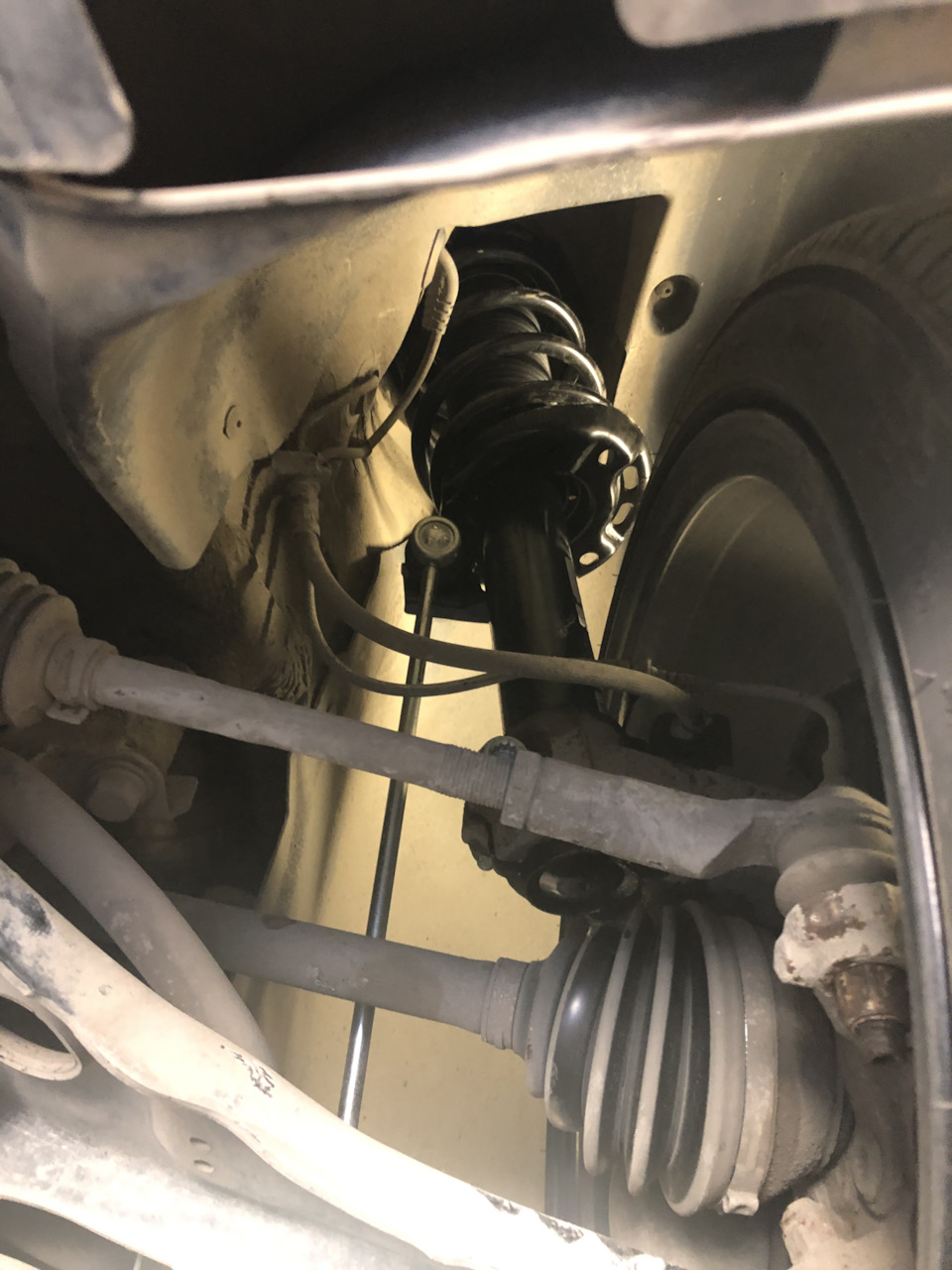 Замена опорников и переход заводскую спорт подвеску — Skoda Superb ...