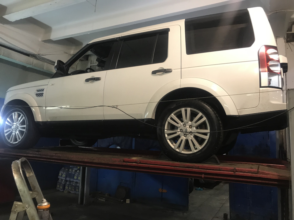 Photo from the logbook Land Rover Discovery IV