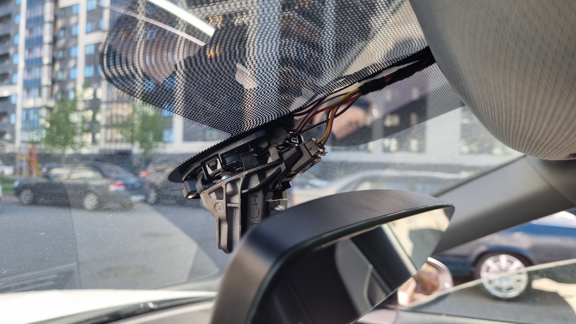 Установка штатного видеорегистратора. Установка штатного видеорегистратора. Штатный видеорегистратор kia sportage 3. Штатный видеорегистратор для киа спортейдж 3. Штатный видеорегистратор для exceed txl.