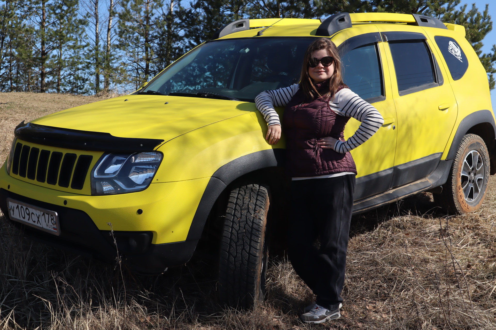 Renault Duster хаки