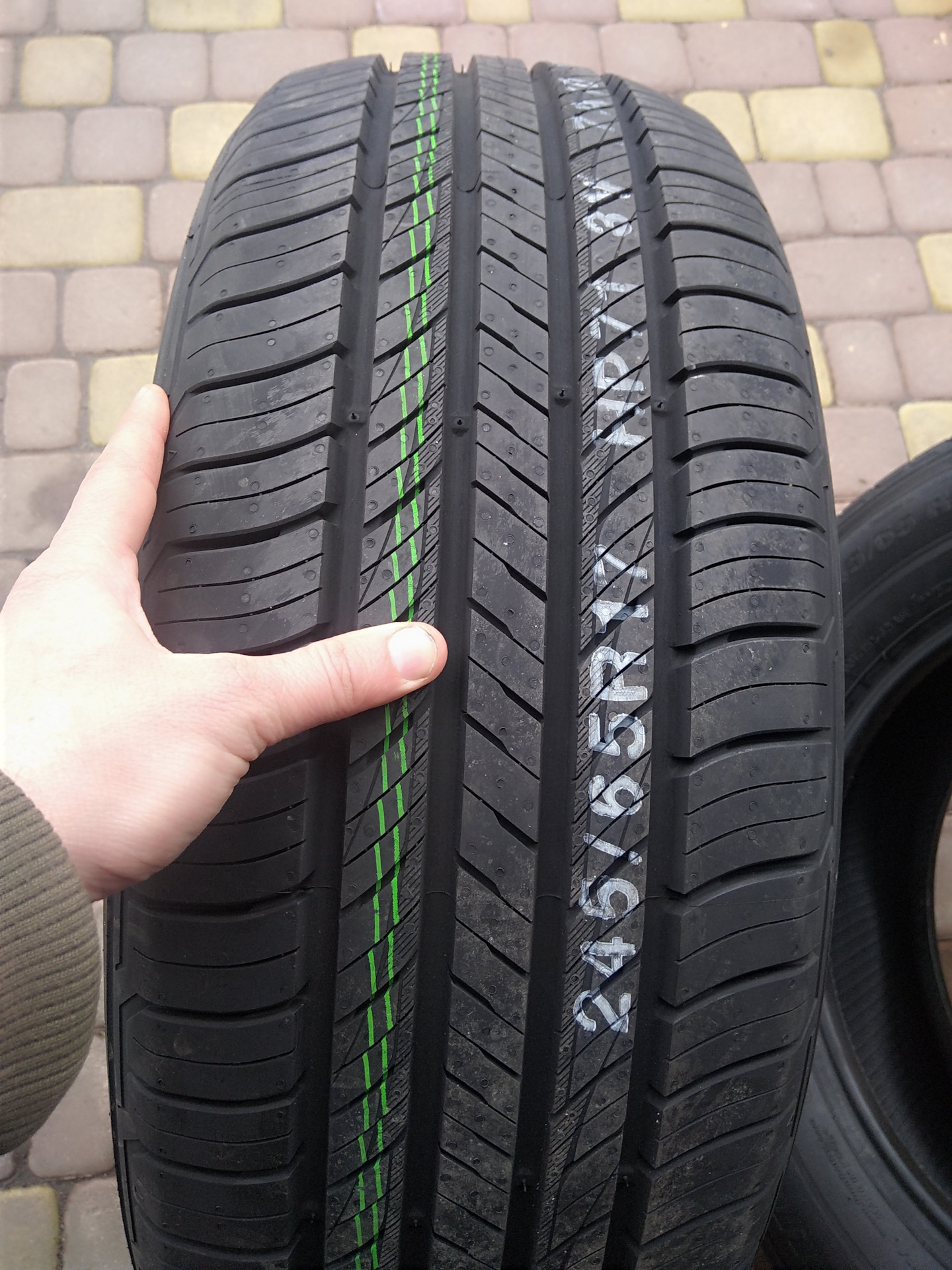 Купить Шины Kumho 215 65 R16