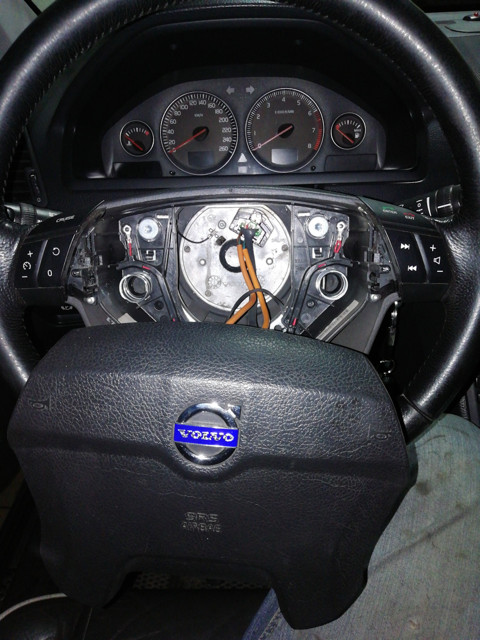 Датчик sas, угла поворота руля. — Volvo XC90 (1G), 4,4 л, 2006 года ...