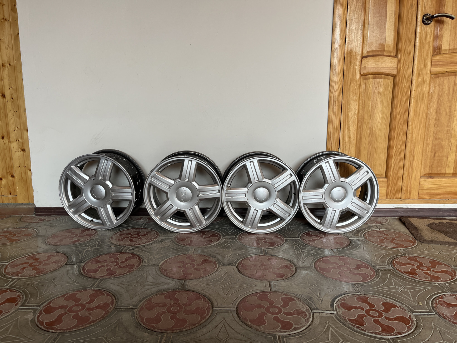 Торусы r15 на лето — Lada Гранта Лифтбек (1G), 1,6 л, 2015 года ...