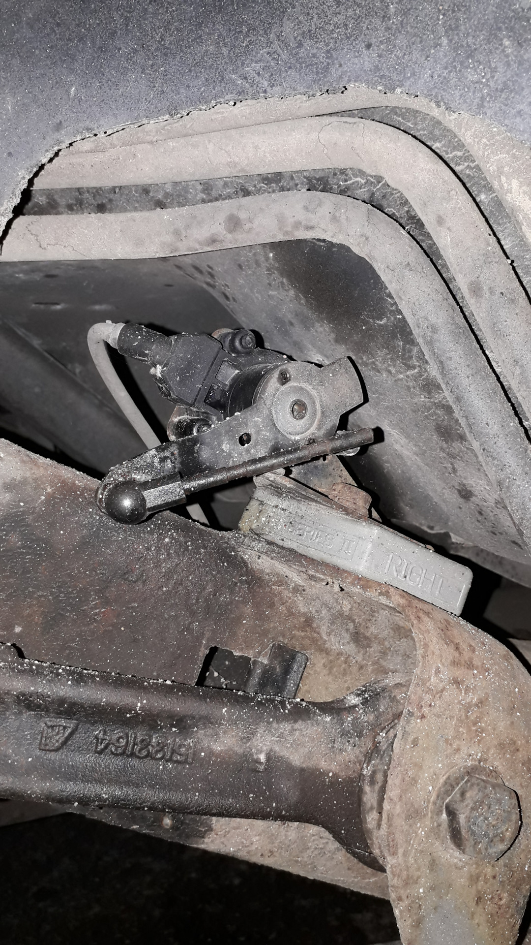 Service ride control 2. — Cadillac Escalade ESV (1G), 6 л, 2004 года ...