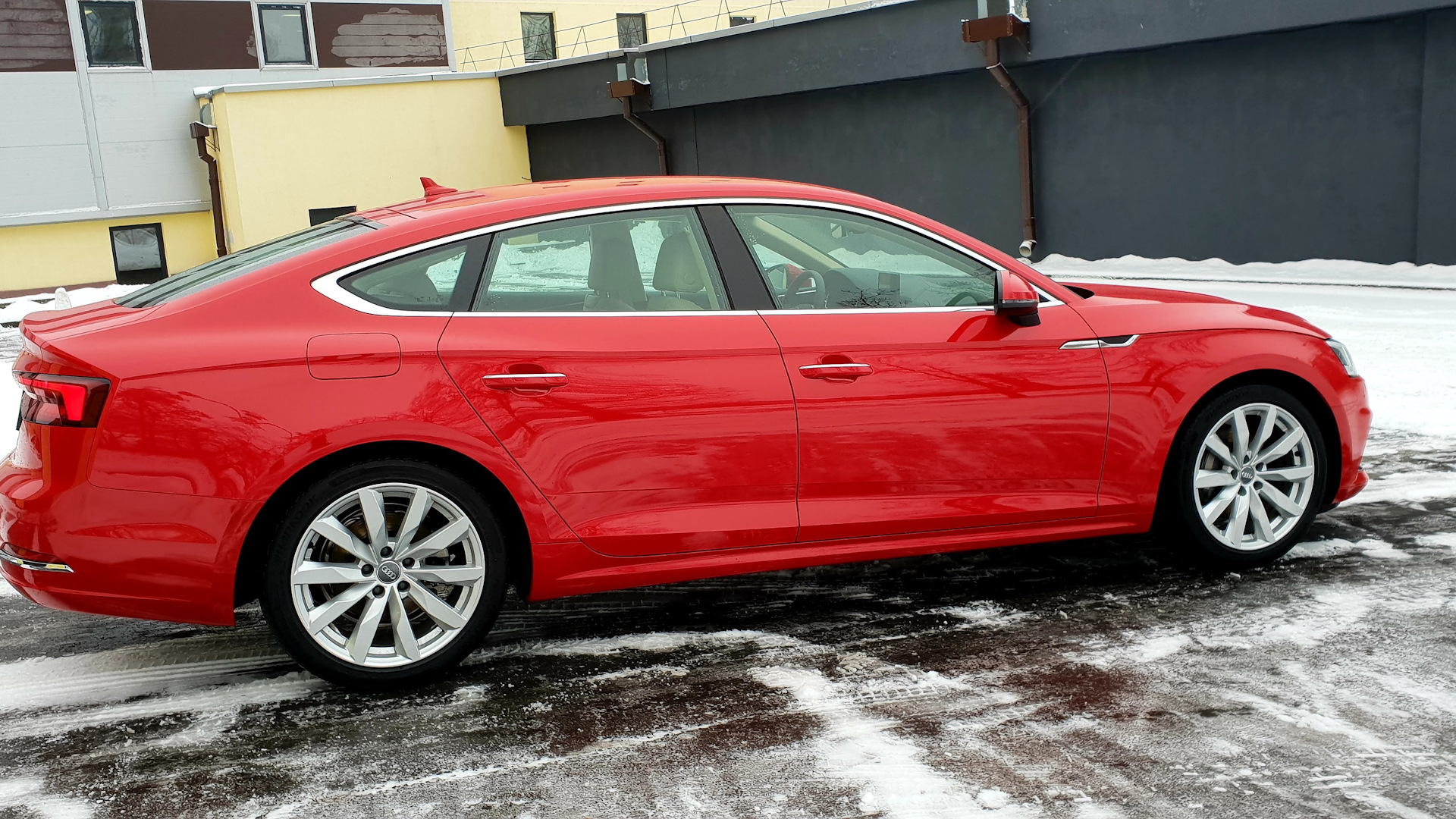 Audi a5 Red