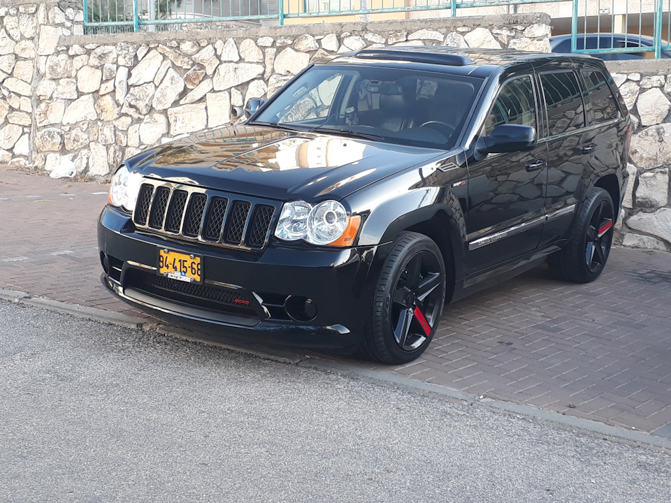 Jeep Grand Cherokee WK srt8