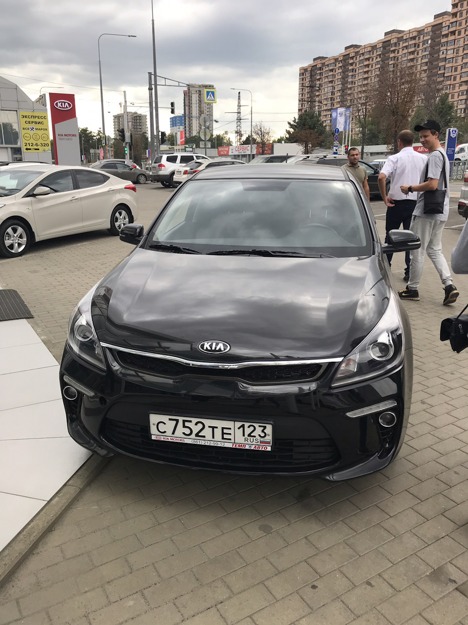 Обогрев лобового — KIA Rio (4G), 1,6 л, 2017 года | аксессуары | DRIVE2