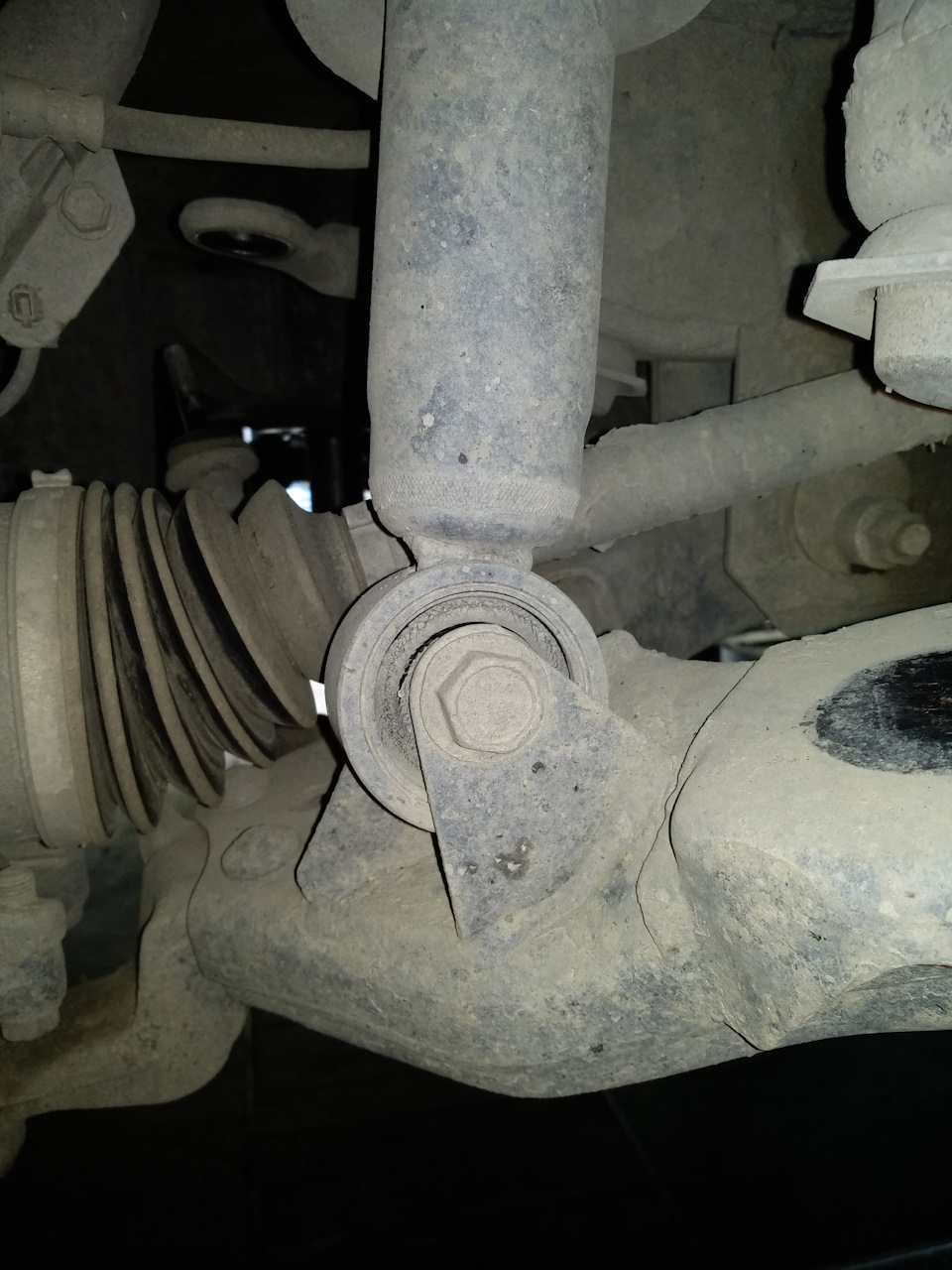 Фото в бортжурнале Toyota Sequoia (1G)