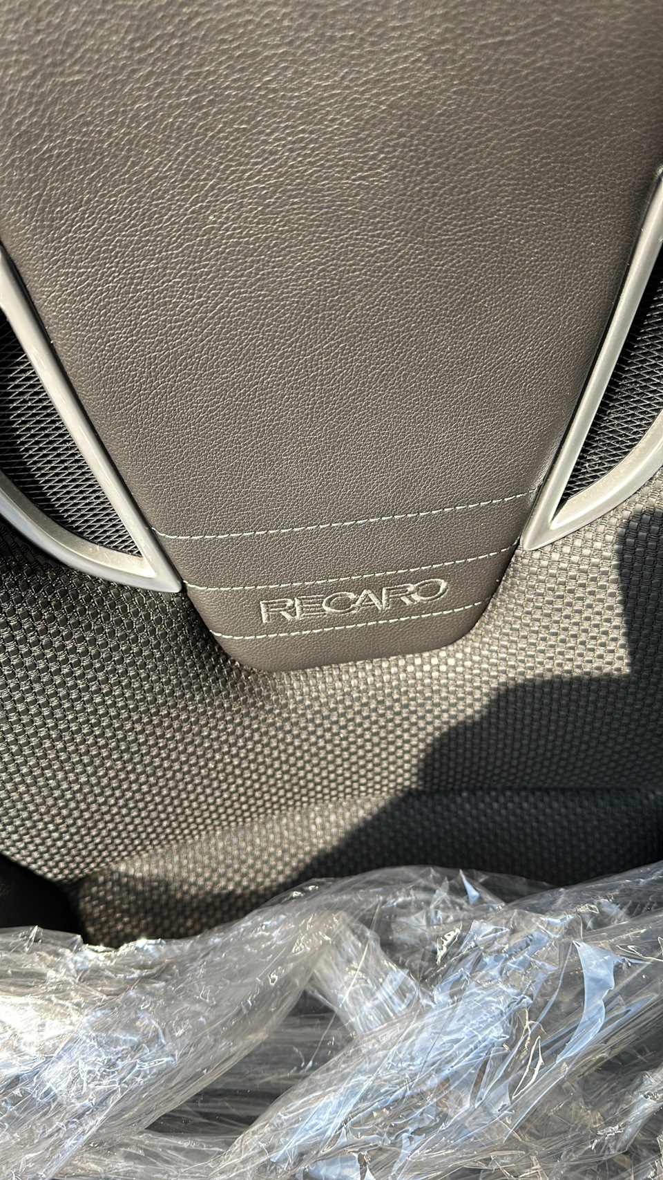 Сиденья от Opel Insignia в Opel Astra J GTC — Opel Astra J GTC, 1,4 л ...