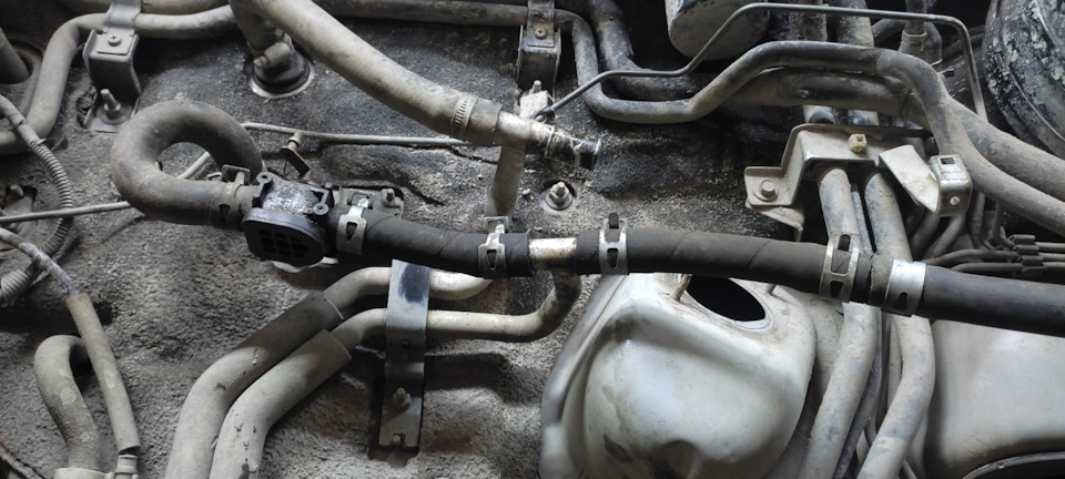 Замена заднего сальника коленвала — Acura MDX (1G), 3,5 л, 2001 года ...