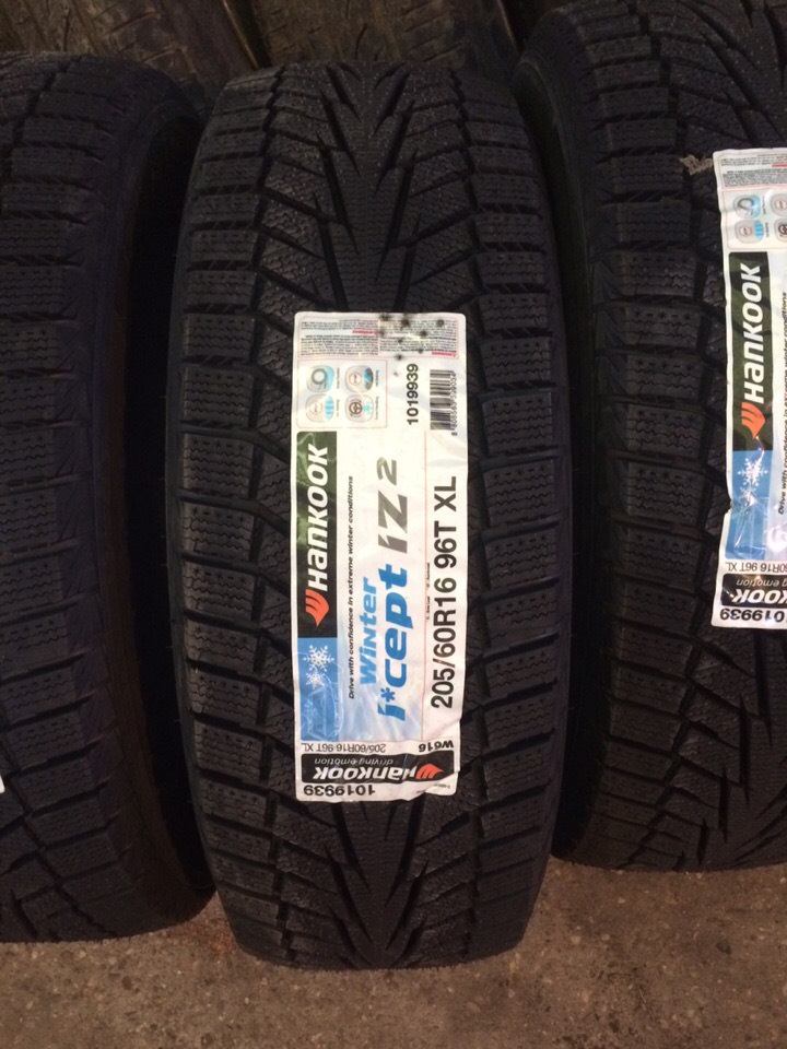 Hankook winter iz2 w616