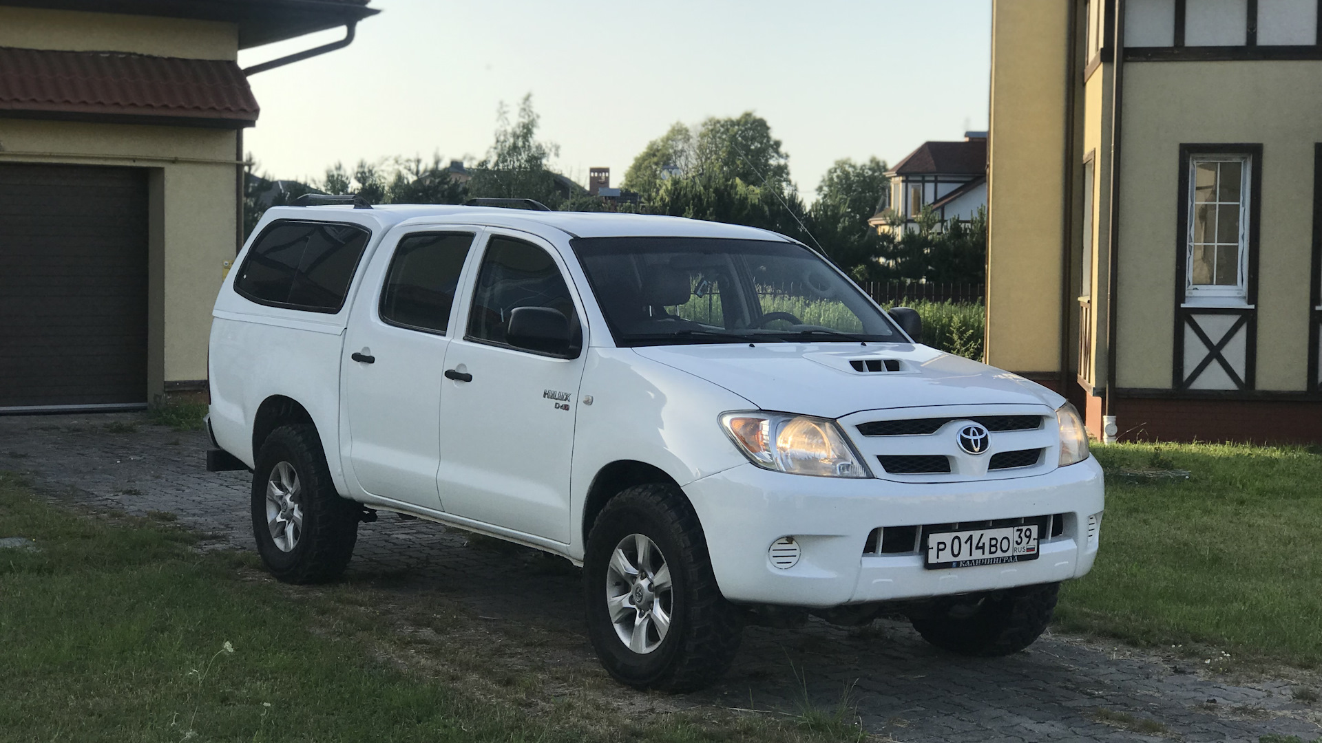 Toyota Hilux (7G) 2.5 дизельный 2007 | Toyota Hilux снежок на DRIVE2