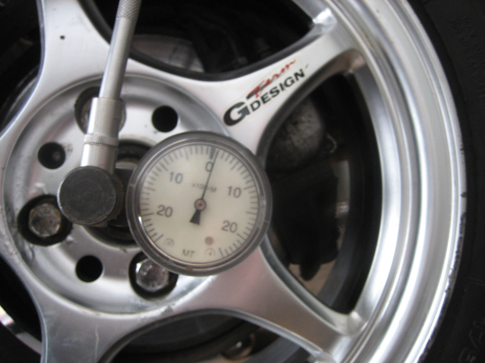 Регулировка зазоров ступичных подшипников — Lada 21074, 1,6 л, 2004 ...