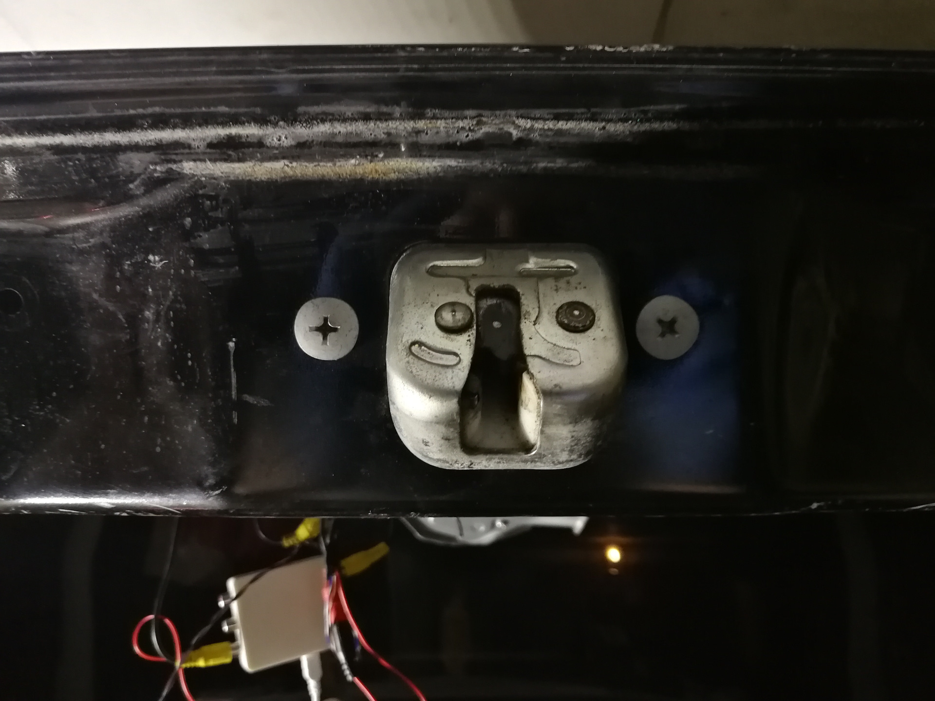 A 463 720 01 14. Ty-8940760022-s. Доводчики дверей на ваз 2107. Доводчик пятой двери. Доводчик задней двери прадо 150.