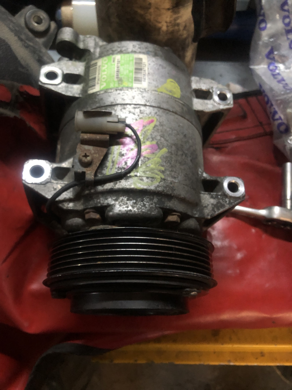 Новый приехал, ждём установки — Volvo XC90 (1G)