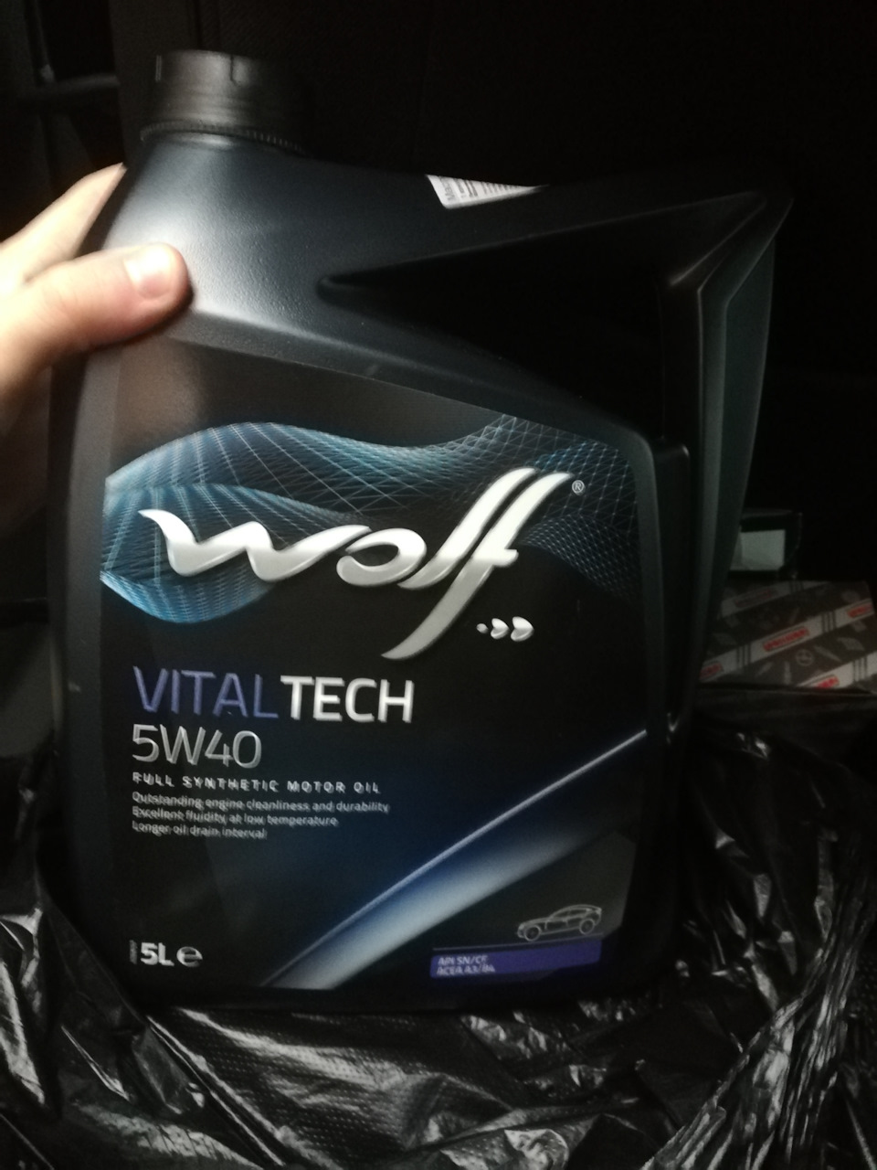 Масло wolf vitaltech 5w40. Wolf VITALTECH 5w-40 5л. Wolf VITALTECH 5w-40 Gas 20л. Масло Wolf рекламная продукция. Масло Wolf Крета 2.0 драйв.