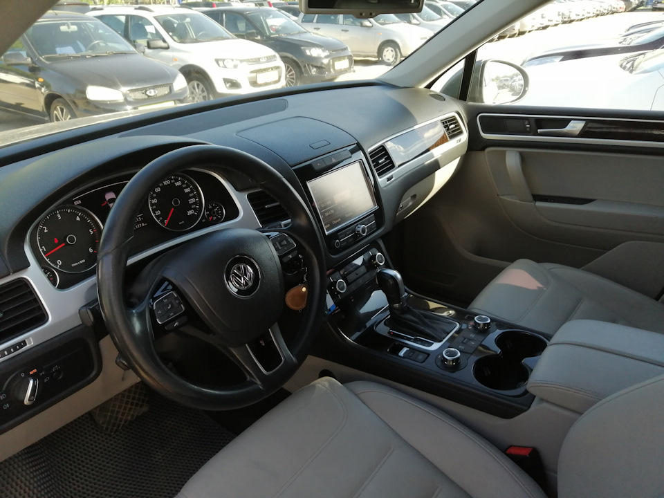 Сегодня ездил на vw Touareg II nf, это то на что хочу поменять любимый ...