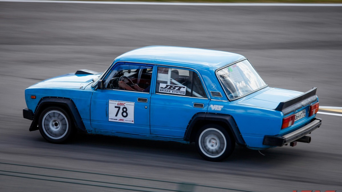 Lada 2105 1.7 бензиновый 1990 | For Time Attack на DRIVE2