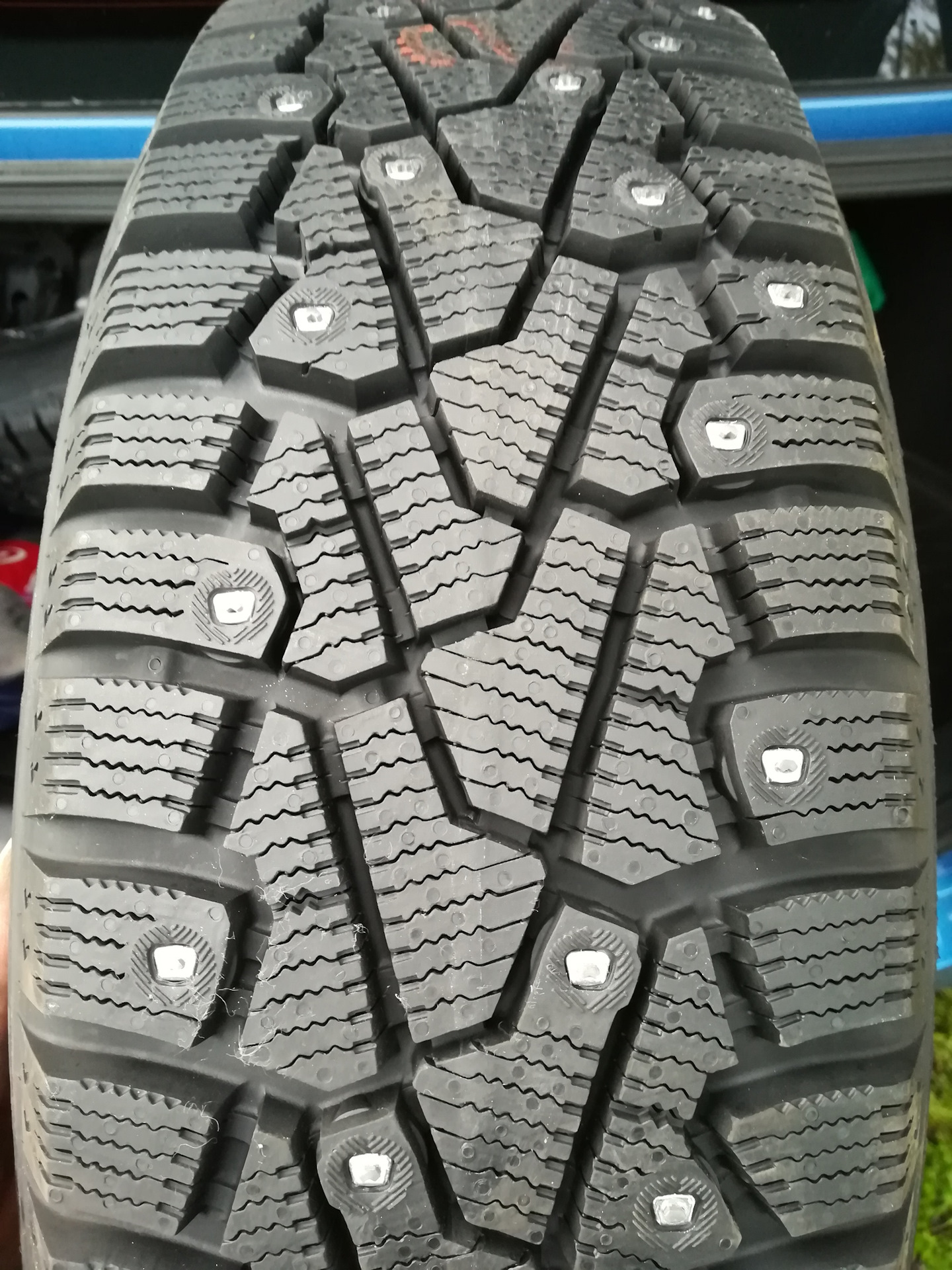 Pirelli winter ice zero 205 55 r16