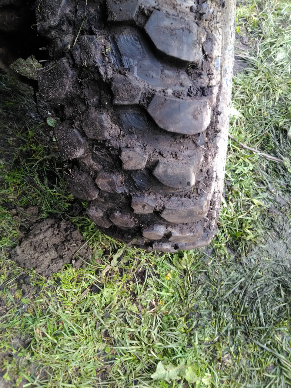 Нарезка резины — LADA 4x4 3D, 1,6 л., 1981 года | своими руками | DRIVE2