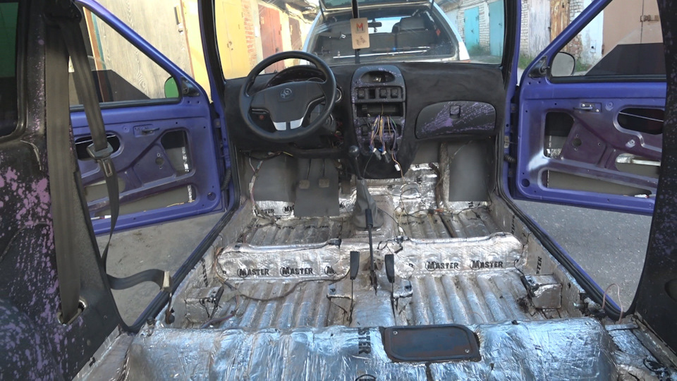 ГРОМКАЯ кнОпКА! Питание АУДИОСИСТЕМЫ! Автозвук — СеАЗ 11113 Ока, 0,7 л ...