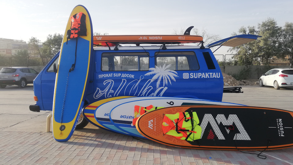 Volkswagen Transporter #Aloha_bus