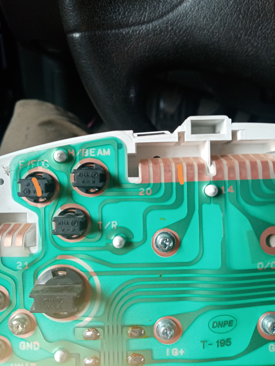 Заклинил замок зажигания — LADA Приора седан, 1,6 л., 2012 года ...