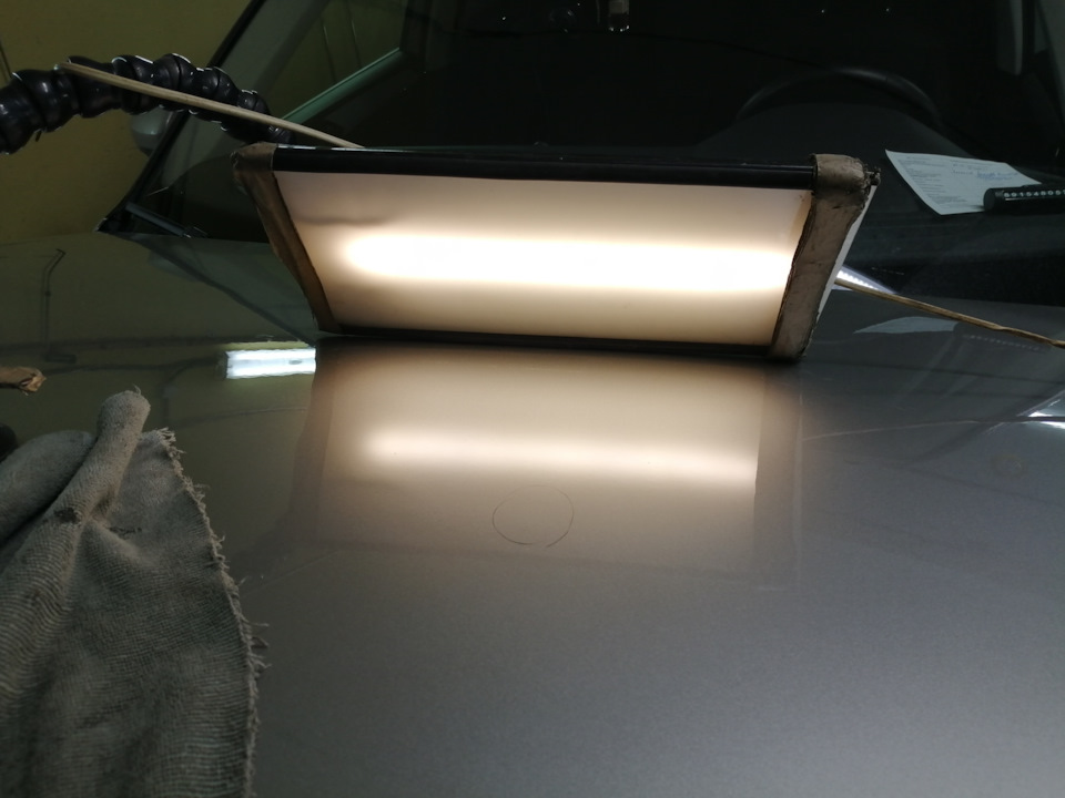 Как избавиться от вмятины на капоте. — Bezpokras на DRIVE2