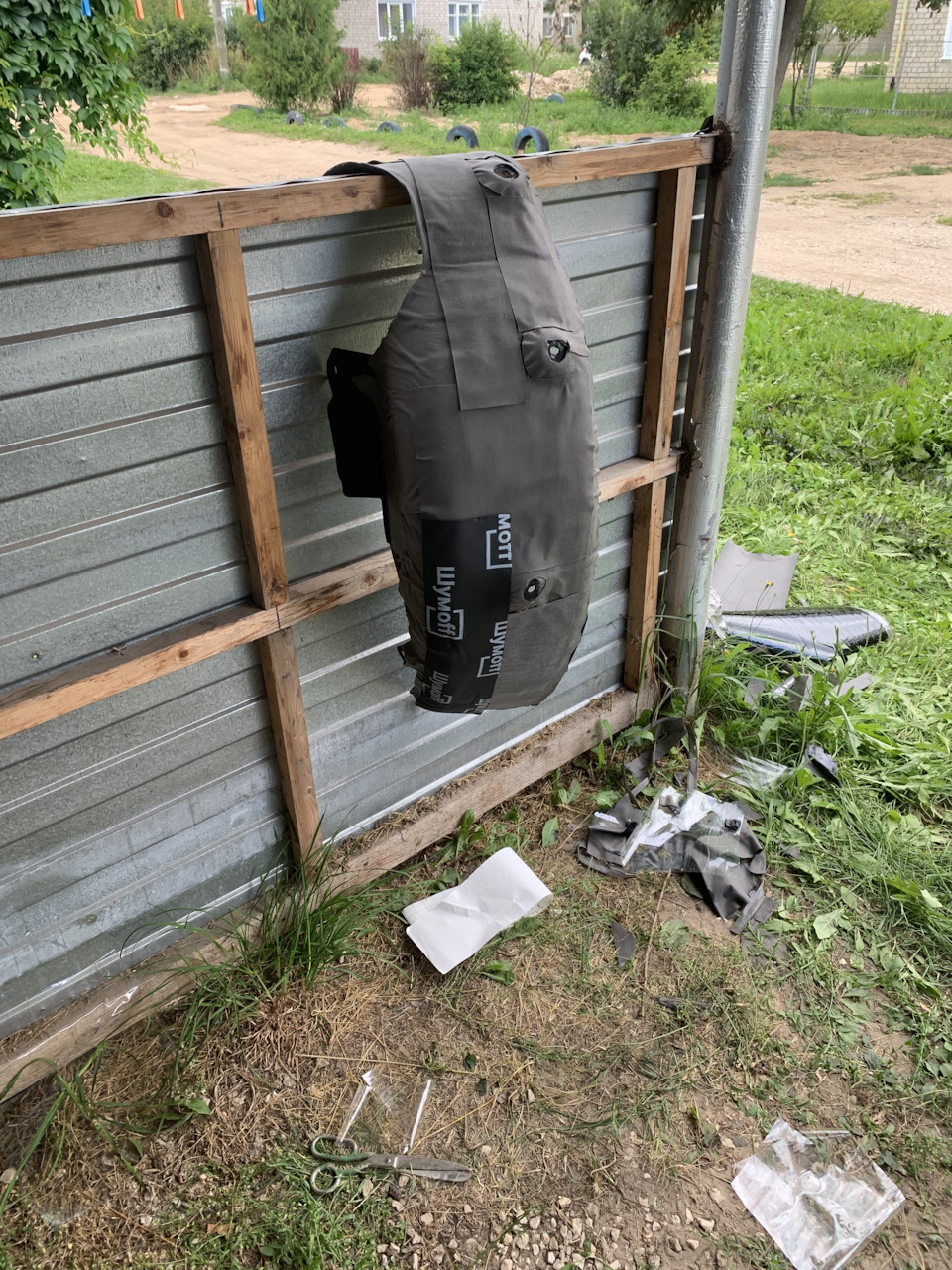 # 32. ШВИ задние ворсовые подкрылки. — KIA Ceed SW (3G), 1,6 л, 2019 ...